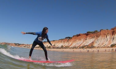 Aula de surf na Praia da Falésia