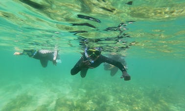 Lección de snorkel en el mar de Albufeira