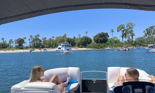 Luxury Tritoon Cruise - Newport Beach CA