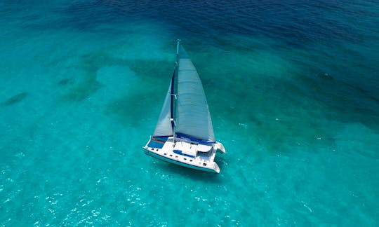 53' Cruising Catamaran For Charter in Cancún, Mexico For 55 Persons