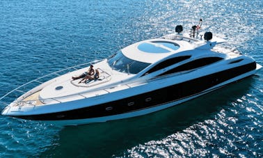 Impressionante Sunseeker 82 Predator de luxo em Poltu Quatu