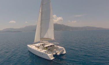 Alquiler de catamarán de crucero Lagoon 400 en Lefkada, Grecia