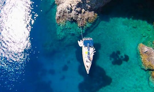 Skippered Beneteau Oceanis Clipper 473 Sailing Charter in Lefkada, Greece