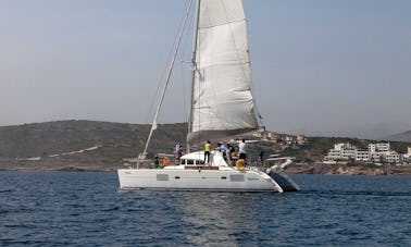 Alquiler de catamarán de crucero Lagoon 380 S2 B en Lavrio, Grecia