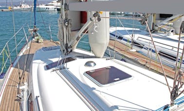 Bareboat Charter on Beautiful 33' Bavaria Sailing Yacht in Lavrio, Greece!