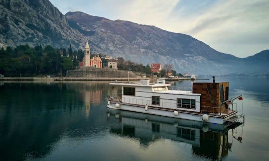 45' Floating Home with Sauna in Montenegro