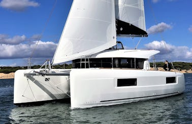 ⛵ New Lagoon 40 Yacht Catamaran in Puerto Vallarta