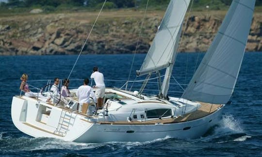 Navigate The Oceanis 46 Sailing Yacht from Lefkada, Greece!