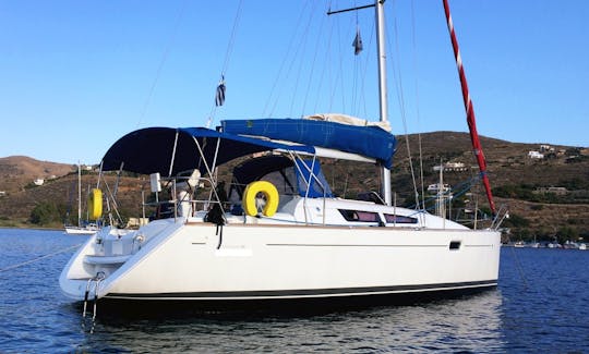 Charter Sun Odyssey 36i Sailboat With 29 Hp Engine In Lavrio, Greece