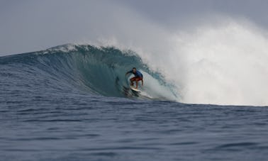 Profitez de Mentawai Surf Charter, en Indonésie, sur un yacht Wave Hunter de 62 pieds