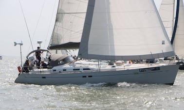 Sailing with class and comfort at Nieuwpoort Belgium on Beneteau 473