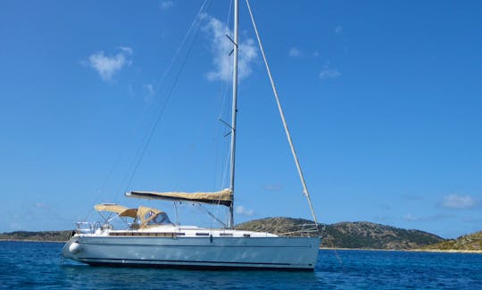 Beneteau Cyclades 39.3 Cruising Monohull in Nea Moudania