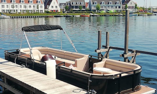 Luxe Loungeboat in Harderwijk inclusief schipper