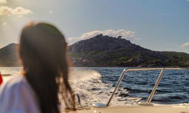 Experimente Stresa, Itália, em um passeio de barco privado com capitão