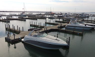 Magnifique croiseur Chaparral 290 Signature dans le canton de Harrison Charter, Michigan