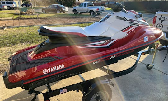 Yamaha Wave Runner With Reverse For Rent in Georgetown Texas!!