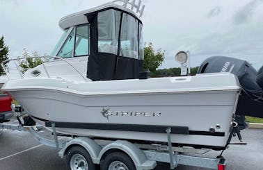 Brand new 4-man boat fishing onboard 21' Striper in Everett, Washington