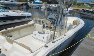 24' Keywest Center Console For 6 People In Chicago, Illinois (INCLUDES CAPTAIN SERVICE)