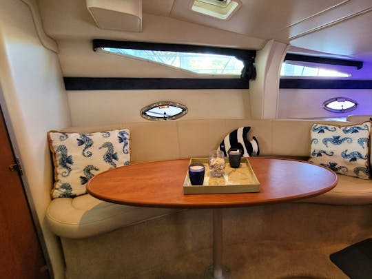 Bayliner 35 Luxury Yacht / Haulover Sandbar