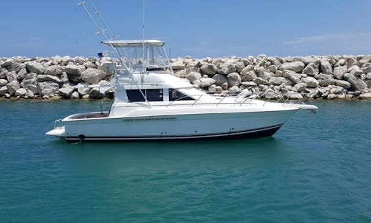 Cofresi fishing charter on 41ft Doña Nina yacht with captain