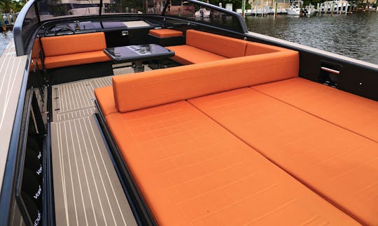 VanDutch 40' Hermes Orange Miami Cruising