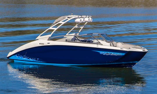 Brand new 25' Yamaha AR250  Powerboat for rent in South Lake Tahoe, California