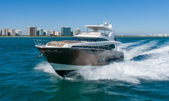 75 Prestige - Modern & Sleek Motor Yacht in Palm Beach