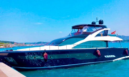 72' Power Mega Yacht Rental in İstanbul, Turkey