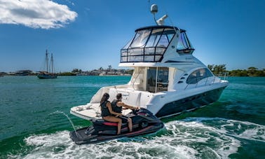 New 50 Foot Sea Ray Motor Yacht