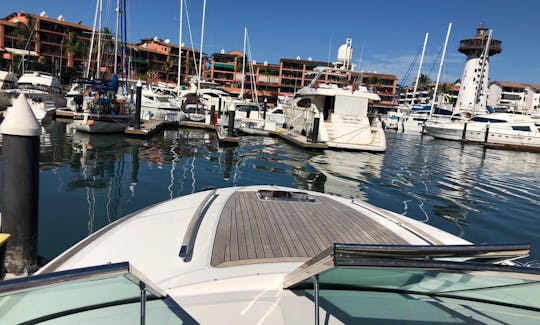 Yacht à moteur Super Power ChrisCraft 34 à Puerto Vallarta