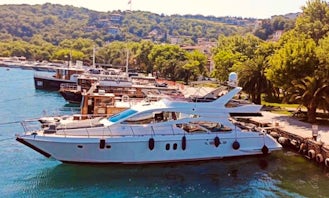 Luxury Yacht for 18 People for Rent In İstanbul, Turkey