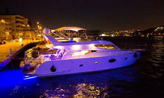 Cruise the waters of İstanbul with this Luxury Yacht