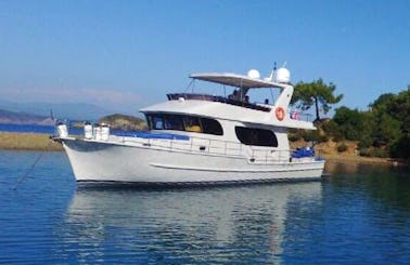 A perfect yacht to charter in one of the best cities in Turkey