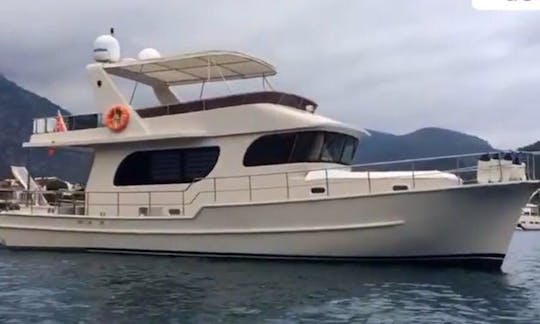 A perfect yacht to charter in one of the best cities in Turkey