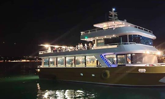 Bosphorus Cruise on Private Boat in İstanbul