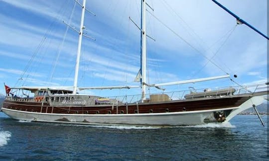 Sailing Turkish Gulet for 30 Passengers Ready to Book in Muğla