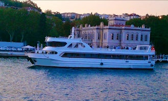Book a Dinner Cruise in İstanbul!