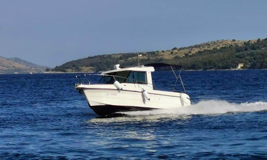 Rent Sas Vektor 700 Motor Yacht In Zadar, Croatia!
