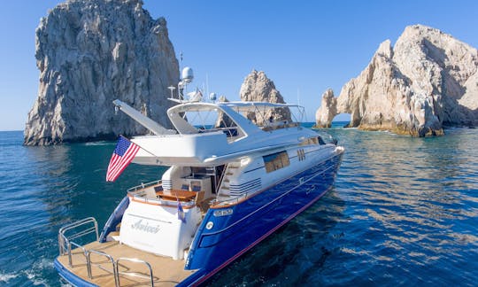 Offres spéciales pour les fêtes ! ! ! ! IMMENSE yacht magnifique de 85 pieds avec Wifi haut débit et son professionnel