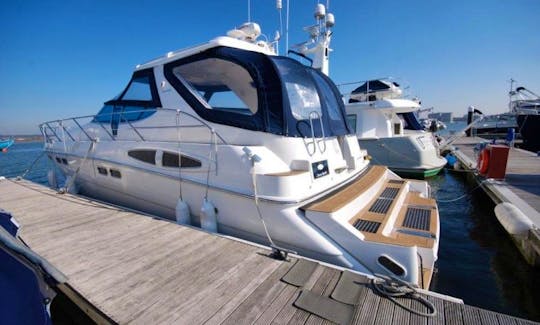 Sealine S48 Motor Yacht Rental in Paleo Faliro, Greece