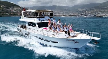 YACHT PRIVÉ À ALANYA POUR 36 PERSONNES