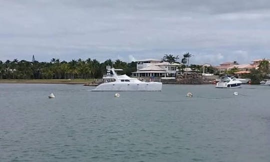 Alquiler de capitanes en catamarán a motor de 50 pies para 20 personas en La Romana