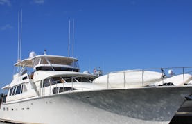 Timeless Luxury Motor Yacht, Long Beach/La