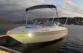 Rent an awesome 24’ Sea Ray signature. Tubes, wakeboard and skis all included.