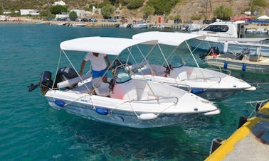 « Apollon » 4,5 m/30 ch - Aucune licence requise sur l'île de Sifnos