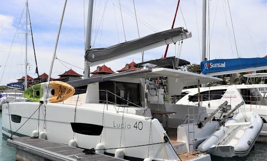 Location de catamaran à voile Lucinda Lucia 40 à Mahé, Seychelles