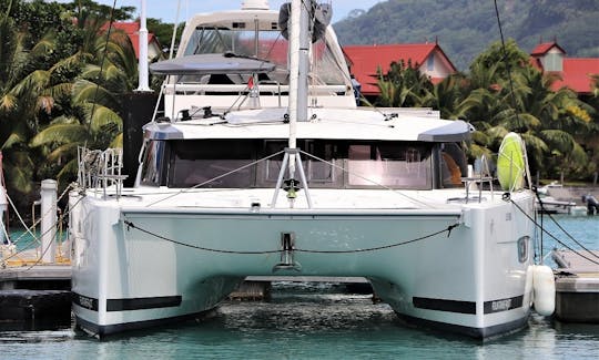 Location de catamaran à voile Lucinda Lucia 40 à Mahé, Seychelles