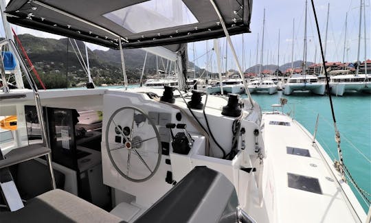 Lucinda Lucia 40 Sailing  Catamaran Charter in Mahé, Seychelles