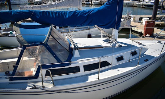 30' Luxury Sailing Boat! A Real Sailing Experience.