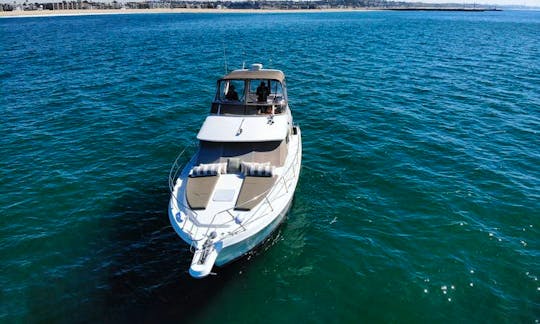 Spacious 40ft Carver Power Yacht in Marina del Rey